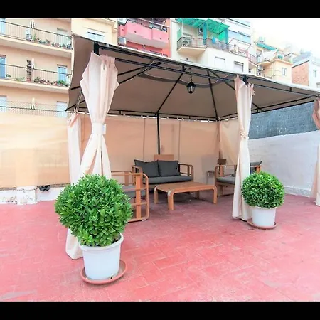 In Guest - Private With Sunny Terrace Of 200m2 2 Barcelona